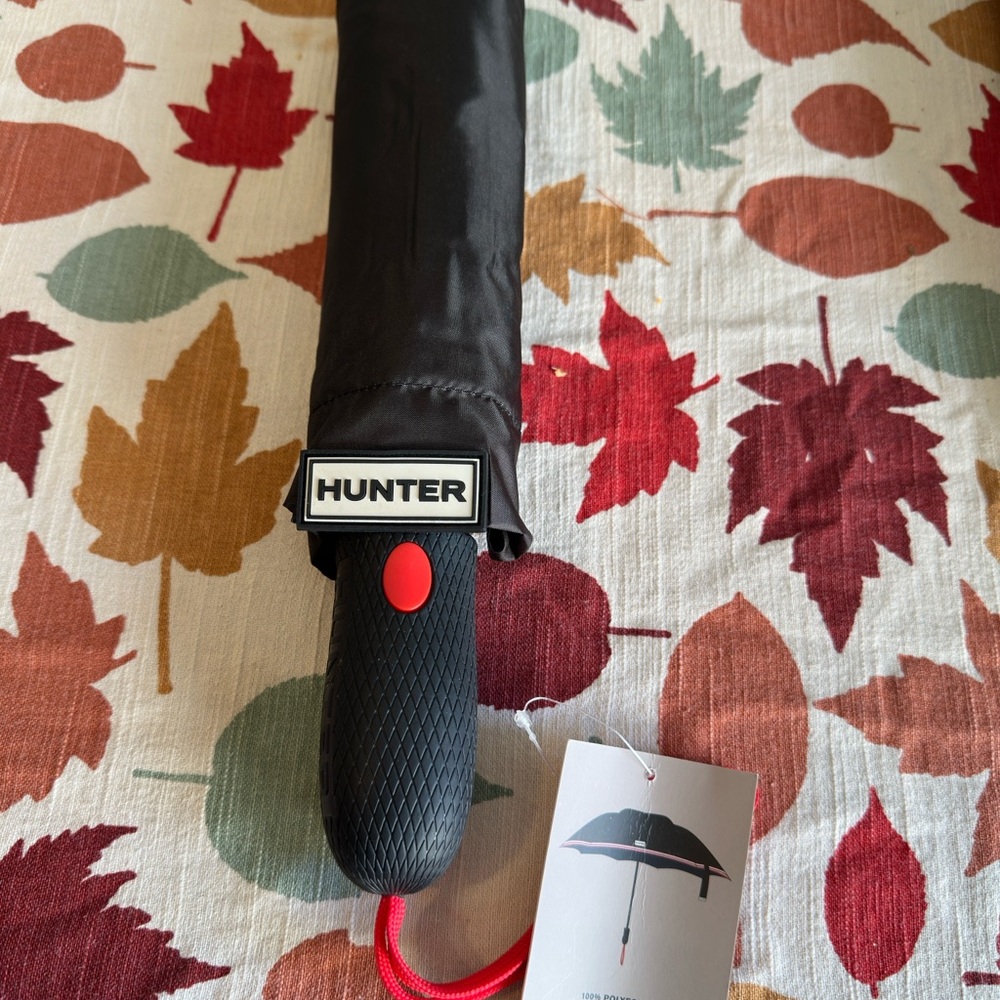 Hunter Black and Red Men's Shoes